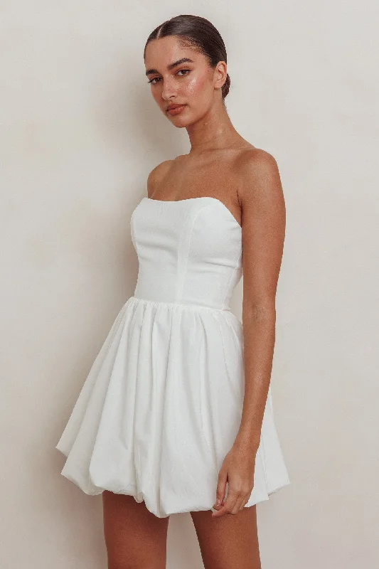 Mini dresses with pleated skirts for a classic look Like Art Strapless Bubble Mini Dress Off White Mini dresses with pleated skirts for a classic look Like Art Strapless Bubble Mini Dress Off White