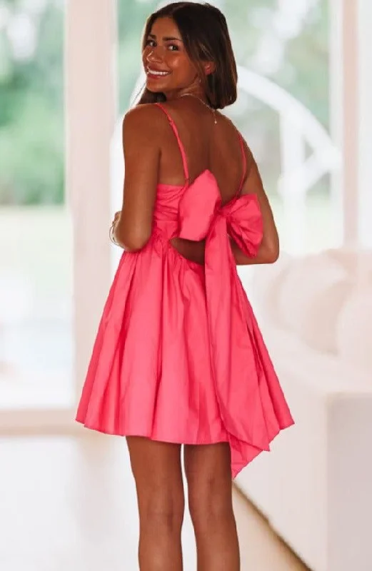 Midi dresses with embroidered accents for a unique and detailed design Know About Me Mini Dress - Pink Midi dresses with embroidered accents for a unique and detailed design Know About Me Mini Dress - Pink