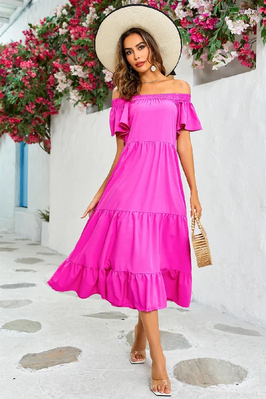 Midi dresses with pleated skirts for a timeless and elegant appeal Schulterfreies Bardot-Midikleid mit Rüschen in Fuchsia-Pink Midi dresses with pleated skirts for a timeless and elegant appeal Schulterfreies Bardot-Midikleid mit Rüschen in Fuchsia-Pink