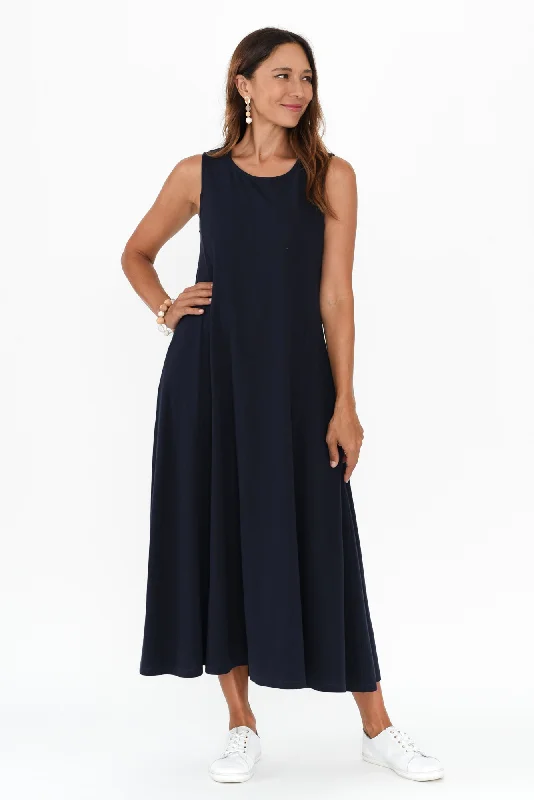 Midi dresses with geometric cutouts for a contemporary and edgy look Sabrina Navy Cotton Pocket Dress Midi dresses with geometric cutouts for a contemporary and edgy look Sabrina Navy Cotton Pocket Dress