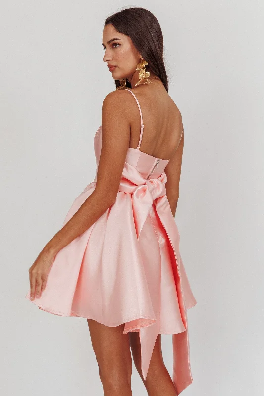 Mini dresses with gathered skirts for a voluminous effect Athens Flared Bow Mini Dress Blush Mini dresses with gathered skirts for a voluminous effect Athens Flared Bow Mini Dress Blush