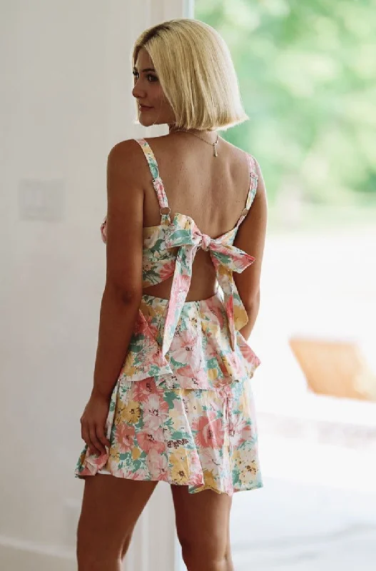 Midi dresses with polka dot prints for a playful summer outfit Final Love Mini Dress - Yellow and Pink Midi dresses with polka dot prints for a playful summer outfit Final Love Mini Dress - Yellow and Pink