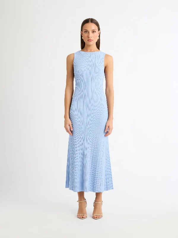 Midi dresses with gathered skirts for a full and flowing silhouette BYRON KNIT DRESS Midi dresses with gathered skirts for a full and flowing silhouette BYRON KNIT DRESS