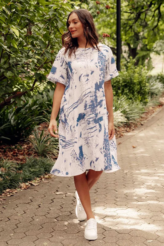 Midi dresses with printed lining for a hidden and stylish detail Shayann Blue Abstract Linen Cotton Dress Midi dresses with printed lining for a hidden and stylish detail Shayann Blue Abstract Linen Cotton Dress