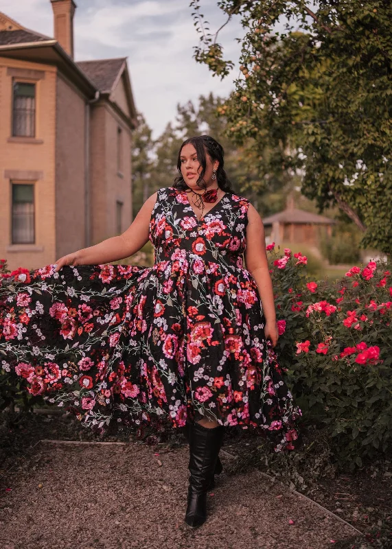 Midi dresses with ruched sleeves for a more fitted and stylish arm look Ebony Rose Dress Midi dresses with ruched sleeves for a more fitted and stylish arm look Ebony Rose Dress
