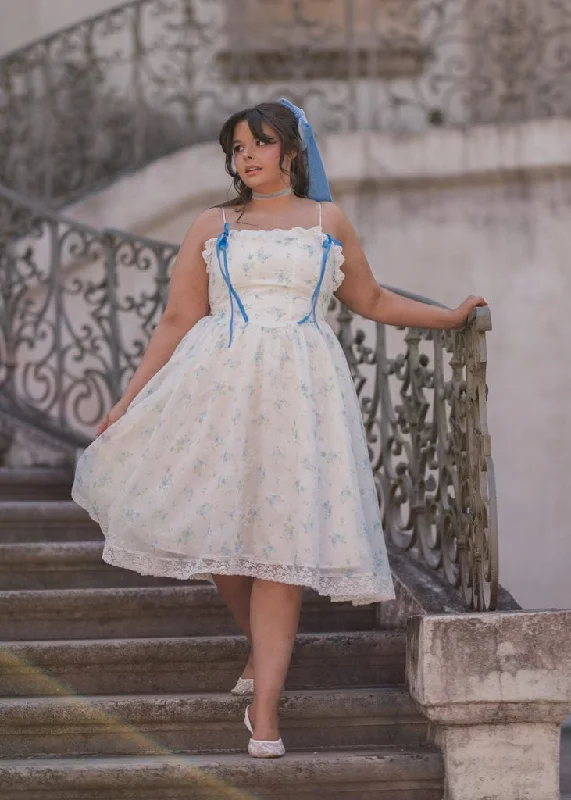 Midi dresses with button - down skirts for a unique and functional design Coquette Dress Midi dresses with button - down skirts for a unique and functional design Coquette Dress