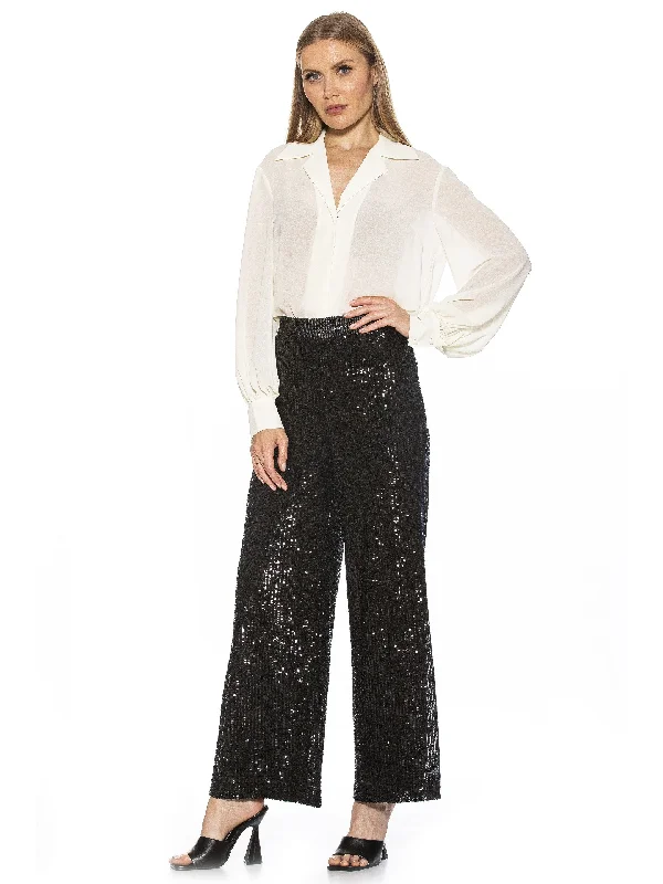 Women's Denim - Look Tight Trousers in Light Blue for a Casual and Versatile OptionIlly Pant Women's Denim - Look Tight Trousers in Light Blue for a Casual and Versatile OptionIlly Pant