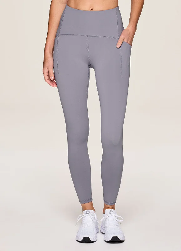 Plus Size Women's Embroidered Tight Trousers in White for a Feminine and Elegant StylePower Play Tech Flex 7/8 Legging Plus Size Women's Embroidered Tight Trousers in White for a Feminine and Elegant StylePower Play Tech Flex 7/8 Legging