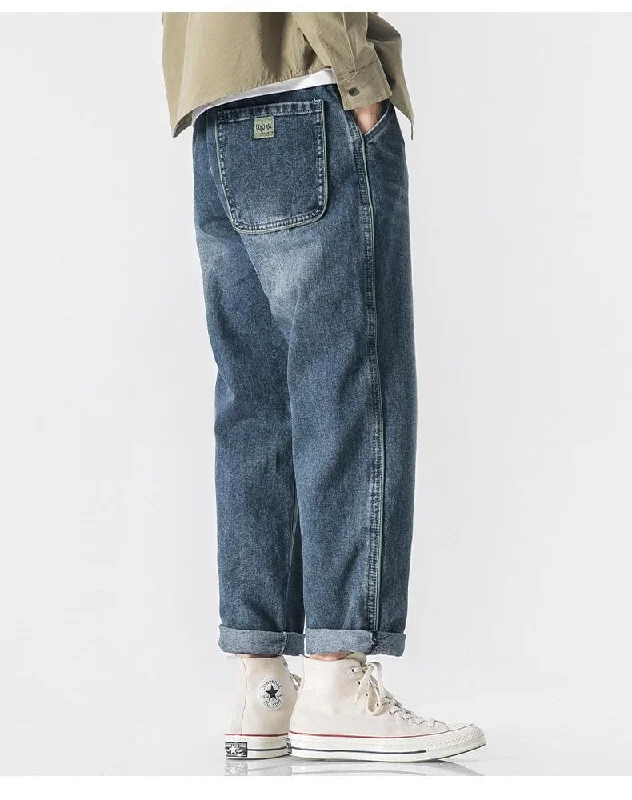 Straight - leg women jeans with a classic and timeless appealStraight Dark Blue Washed Jeans Straight - leg women jeans with a classic and timeless appealStraight Dark Blue Washed Jeans