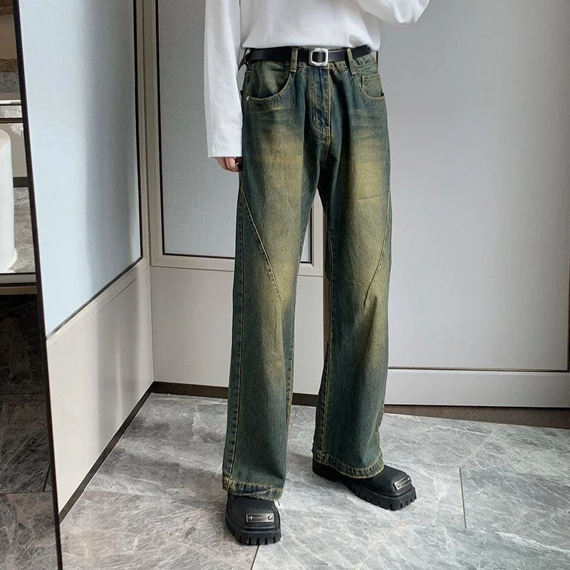 Embellished women jeans with studs or rhinestones for a glamorous touchStraight-leg High-waist Slim Jeans Embellished women jeans with studs or rhinestones for a glamorous touchStraight-leg High-waist Slim Jeans