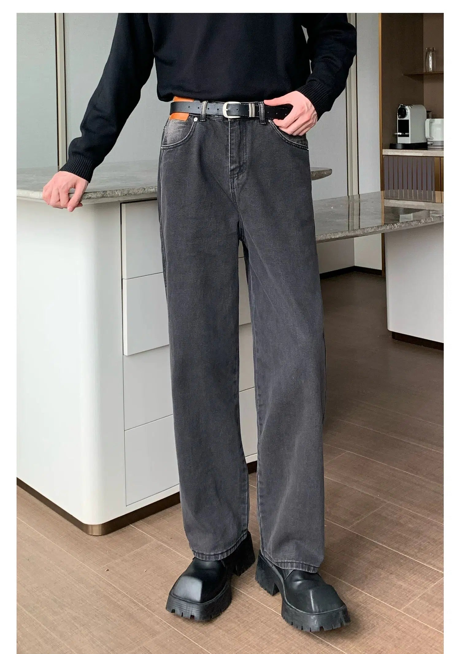 High - rise flare women jeans for a 70s - inspired lookWashed Slim Straight-leg Jeans High - rise flare women jeans for a 70s - inspired lookWashed Slim Straight-leg Jeans