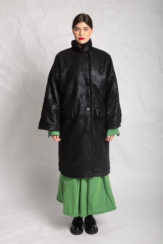 Open - Front Women's Cardigan - Style Mohair SweatersLes Filles D'ailleurs Black Coat With Striking Green LIner. Open - Front Women's Cardigan - Style Mohair SweatersLes Filles D'ailleurs Black Coat With Striking Green LIner.