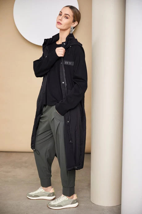 Split - Hem Women's Linen Blend Sweaters for SpringNaya Black Hooded Coat With Contrast Hempanel/Placket Split - Hem Women's Linen Blend Sweaters for SpringNaya Black Hooded Coat With Contrast Hempanel/Placket