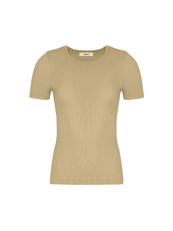 V - Neck Women T Shirt to Enhance the NecklineWomen's 365 Lightweight Rib T-Shirt—maitake beige V - Neck Women T Shirt to Enhance the NecklineWomen's 365 Lightweight Rib T-Shirt—maitake beige