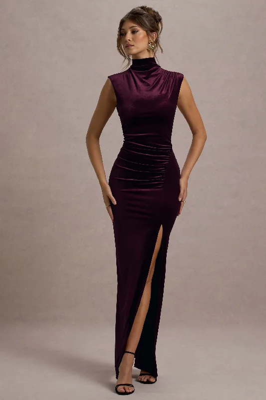Halter Neck Women Dress to Show Off the Shoulders and NecklineAbilene | Port Velvet High-Neck Split Maxi Dress Halter Neck Women Dress to Show Off the Shoulders and NecklineAbilene | Port Velvet High-Neck Split Maxi Dress