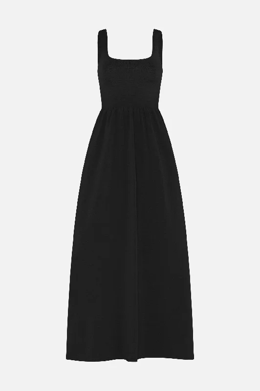 Mermaid - Style Women Dress with a Fitted Silhouette for Special OccasionsClassic Knit Dress in Black Mermaid - Style Women Dress with a Fitted Silhouette for Special OccasionsClassic Knit Dress in Black