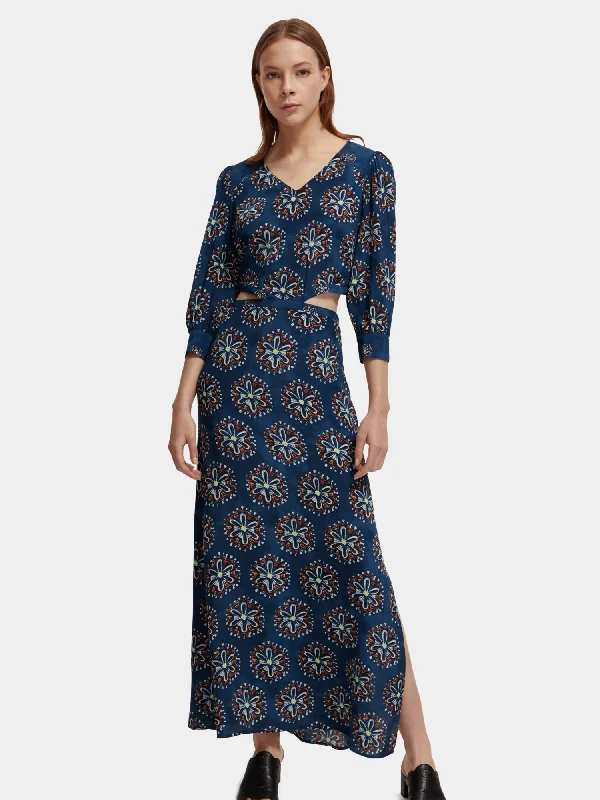 Backless Women Dress for a Sexy and Alluring Look at Evening EventsCut out v-neck maxi dress Backless Women Dress for a Sexy and Alluring Look at Evening EventsCut out v-neck maxi dress
