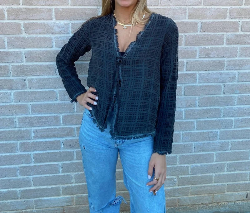 Belted Women's Cotton Blend Sweater Dresses for a Casual LookFringe Trim Jacket in Charcoal Belted Women's Cotton Blend Sweater Dresses for a Casual LookFringe Trim Jacket in Charcoal