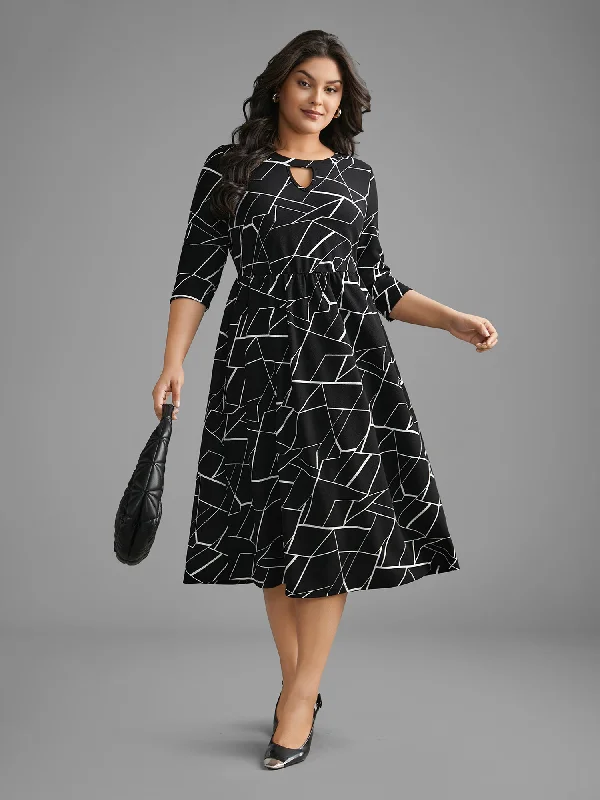 Mini - Length Women's Chunky Knit Sweater Dresses in Bold HuesGeometric Keyhole Elastic Waist Midi Dress Mini - Length Women's Chunky Knit Sweater Dresses in Bold HuesGeometric Keyhole Elastic Waist Midi Dress