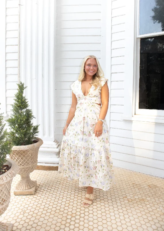 Sheath Women Dress with a Tailored Fit for a Professional LookHydrangea Fields Cut Out Dress Sheath Women Dress with a Tailored Fit for a Professional LookHydrangea Fields Cut Out Dress