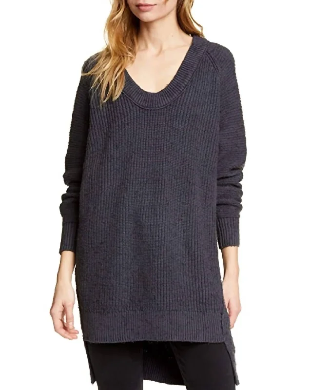 Plus Size Women's Asymmetric Hem Sweater Dresses in Modern DesignsScoop Pullover Sweater In Charcoal Plus Size Women's Asymmetric Hem Sweater Dresses in Modern DesignsScoop Pullover Sweater In Charcoal