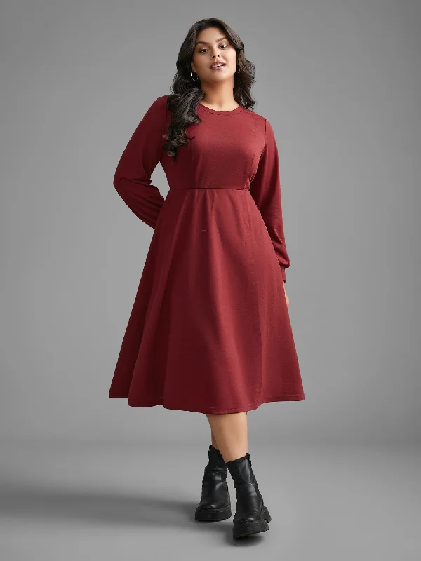 V - Neck Women's Ribbed Sweater Dresses with Belt for a Defined WaistSolid Round Neck Midi Knit Dress V - Neck Women's Ribbed Sweater Dresses with Belt for a Defined WaistSolid Round Neck Midi Knit Dress