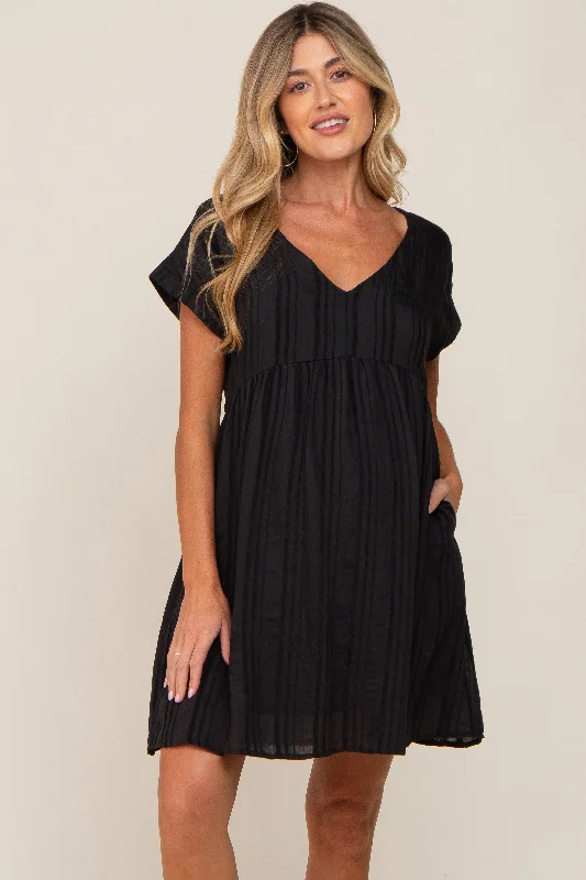 Maxi Women Dress with Floral Print for a Bohemian Vibe Maxi Women Dress with Floral Print for a Bohemian Vibe Black Striped Pocketed Maternity Dress Maxi Women Dress with Floral Print for a Bohemian Vibe Maxi Women Dress with Floral Print for a Bohemian Vibe Black Striped Pocketed Maternity Dress