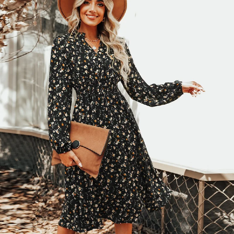 Little Black Women Dress with Sequins for a Glamorous Night Out Little Black Women Dress with Sequins for a Glamorous Night Out BerriesJam - Floral Banded Waist V-neck Long Sleeve Party Midi Dress Little Black Women Dress with Sequins for a Glamorous Night Out Little Black Women Dress with Sequins for a Glamorous Night Out BerriesJam - Floral Banded Waist V-neck Long Sleeve Party Midi Dress