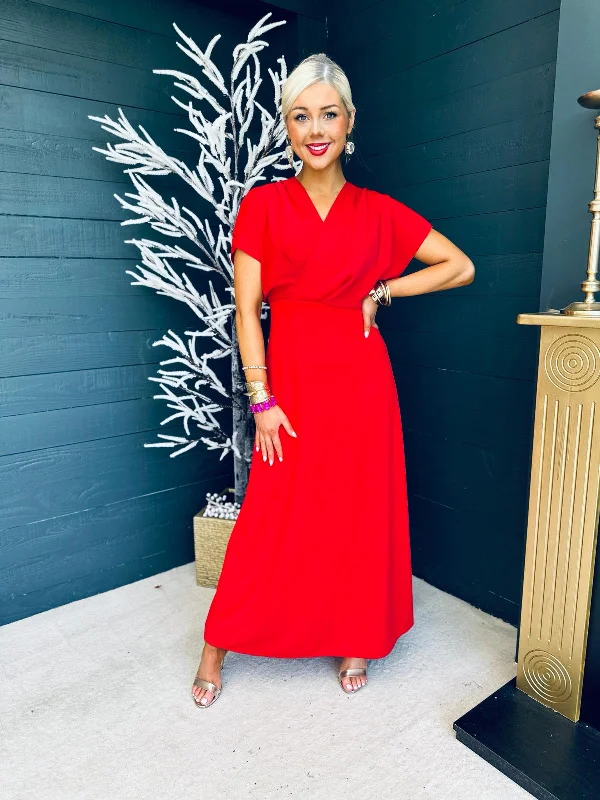 Halter Neck Women Dress to Show Off the Shoulders and Neckline Halter Neck Women Dress to Show Off the Shoulders and Neckline Gloria Occasion Maxi Dress Red Halter Neck Women Dress to Show Off the Shoulders and Neckline Halter Neck Women Dress to Show Off the Shoulders and Neckline Gloria Occasion Maxi Dress Red