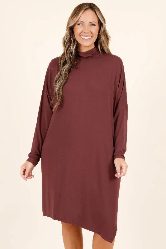 Pleated Women Dress with a Timeless and Elegant Texture Pleated Women Dress with a Timeless and Elegant Texture Wardrobe Essential Dress, Plum Pleated Women Dress with a Timeless and Elegant Texture Pleated Women Dress with a Timeless and Elegant Texture Wardrobe Essential Dress, Plum