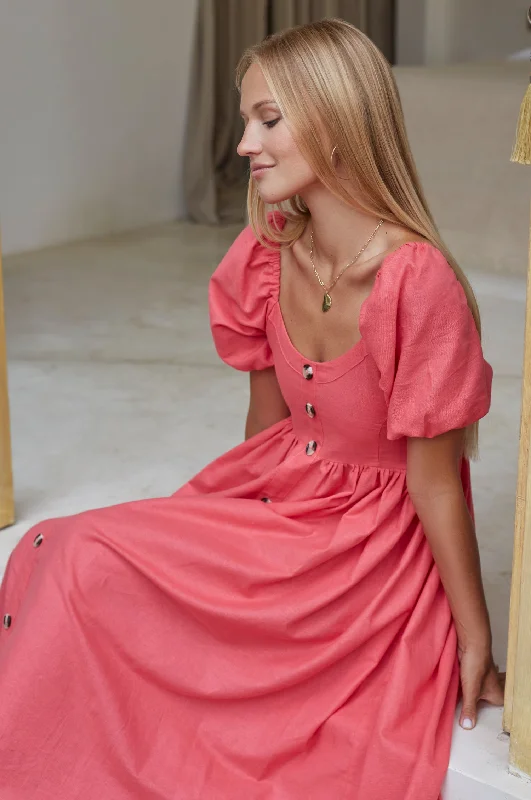 Midi dresses with ruched bodices for a feminine and fitted feelAdele Midi Dress (Sale) Midi dresses with ruched bodices for a feminine and fitted feelAdele Midi Dress (Sale)