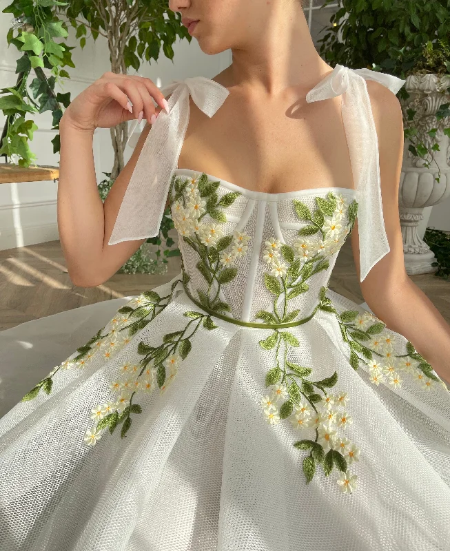Wrap - style midi dresses in silk for a sophisticated office lookCascading Ivy Midi Dress Wrap - style midi dresses in silk for a sophisticated office lookCascading Ivy Midi Dress