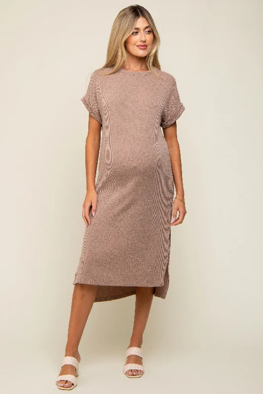Midi dresses with puff sleeves for a vintage - inspired lookMocha Ribbed Short Sleeve Maternity Midi Dress Midi dresses with puff sleeves for a vintage - inspired lookMocha Ribbed Short Sleeve Maternity Midi Dress