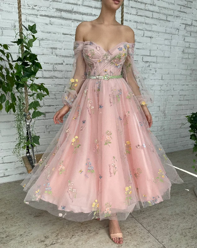 Midi dresses with side slits for a sexy and elegant appearancePastel Castle Off the Shoulder Dress Midi dresses with side slits for a sexy and elegant appearancePastel Castle Off the Shoulder Dress