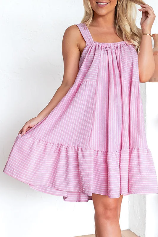 Midi dresses with geometric cutouts for a contemporary and edgy lookStripe Ruffle Sleeveless Mini Dress Midi dresses with geometric cutouts for a contemporary and edgy lookStripe Ruffle Sleeveless Mini Dress
