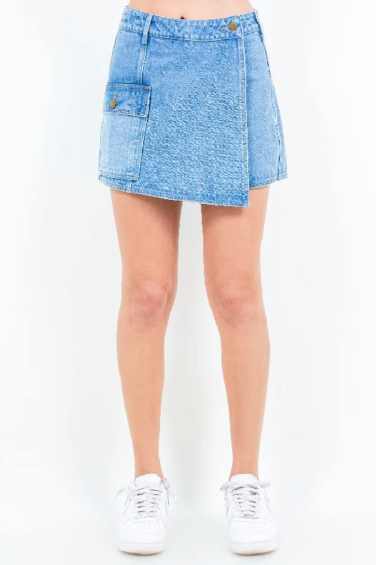 Women's Printed Floral Linen Shorts in Pastel Colors for a Summer Beach OutfitAmerican Bazi Cargo Pocket Denim Skort Women's Printed Floral Linen Shorts in Pastel Colors for a Summer Beach OutfitAmerican Bazi Cargo Pocket Denim Skort