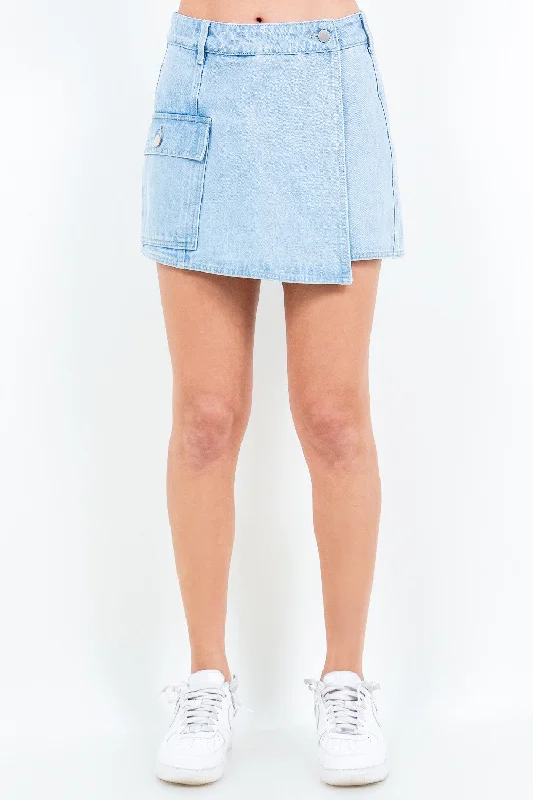 Plus Size Women's Denim Cut - off Shorts with Frayed Edges for a Casual and Laid - Back VibeAmerican Bazi Cargo Pocket Mini Skort Plus Size Women's Denim Cut - off Shorts with Frayed Edges for a Casual and Laid - Back VibeAmerican Bazi Cargo Pocket Mini Skort