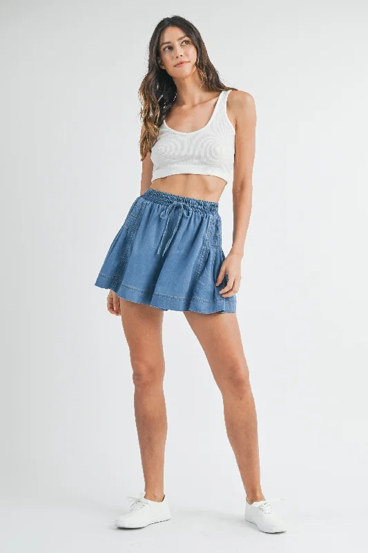 High - Waisted Plus Size Women's Denim Shorts with Distressed Details for a Trendy LookEleni Cambray Shorts High - Waisted Plus Size Women's Denim Shorts with Distressed Details for a Trendy LookEleni Cambray Shorts