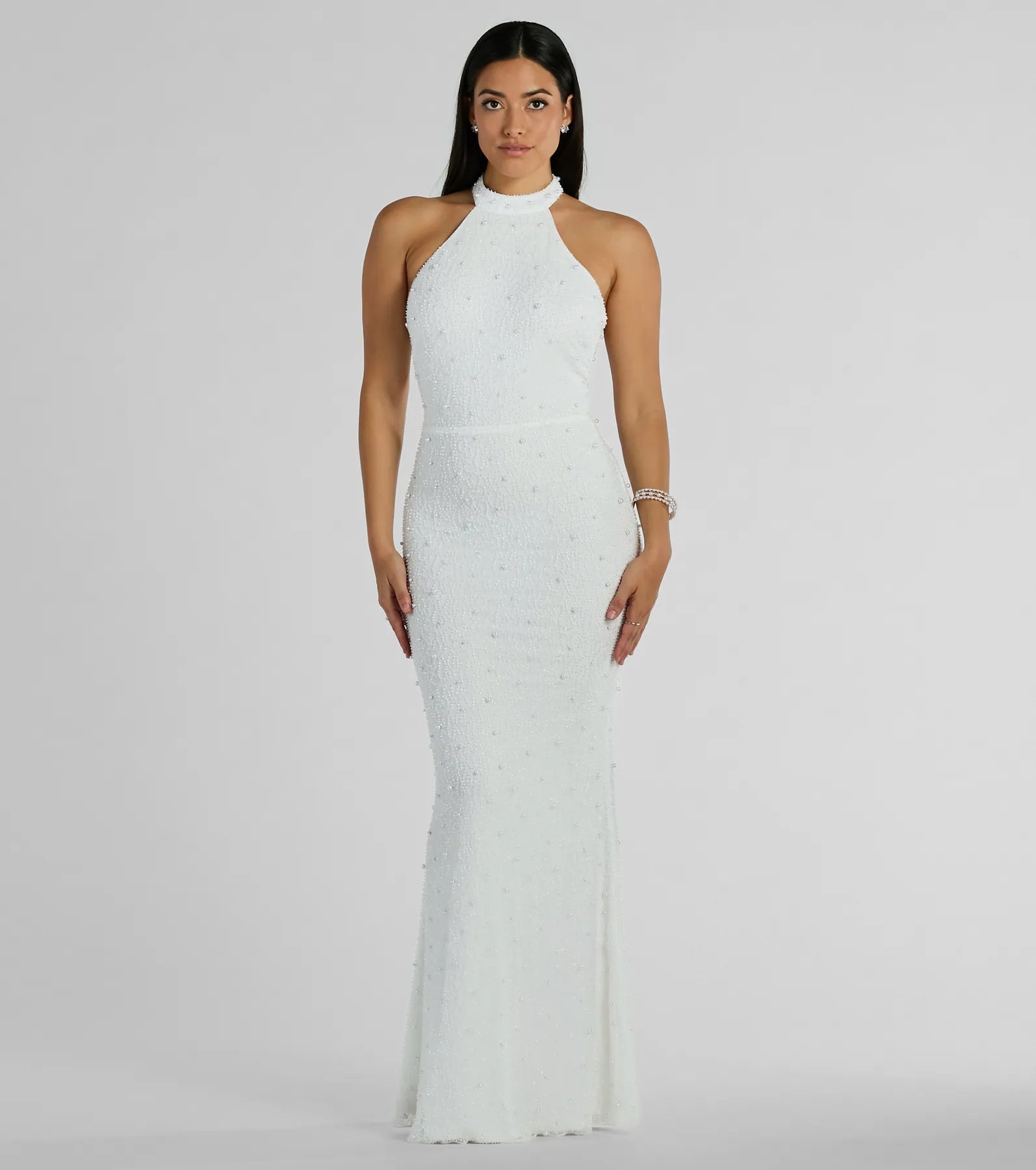 Metallic maxi dresses for a glamorous New Year's Eve partyCourtney Halter Faux Pearl Bead Slim Formal Dress Metallic maxi dresses for a glamorous New Year's Eve partyCourtney Halter Faux Pearl Bead Slim Formal Dress