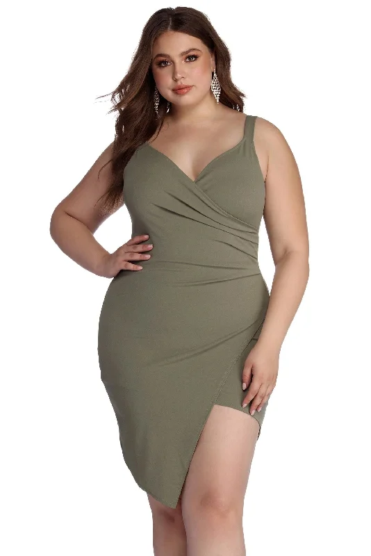Mini dresses with embroidered details for a unique touchPlus Hot Stuff Asymmetrical Dress Mini dresses with embroidered details for a unique touchPlus Hot Stuff Asymmetrical Dress