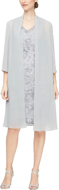 Mini cocktail dresses with a denim fabric for a casual - chic lookAlex Evenings 81122202 Short Embroidered Formal Dress Mini cocktail dresses with a denim fabric for a casual - chic lookAlex Evenings 81122202 Short Embroidered Formal Dress