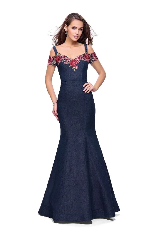 Formal dresses with geometric patterns and metallic accents for a modern formal affairLa Femme 25753 Dress Formal dresses with geometric patterns and metallic accents for a modern formal affairLa Femme 25753 Dress