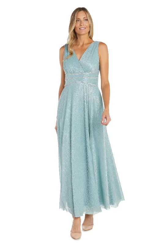 Maxi dresses with a cinched waist for a defined silhouette Maxi dresses with a cinched waist for a defined silhouette R&M Richards 1665 Long Formal Pleated Evening Dress Maxi dresses with a cinched waist for a defined silhouette Maxi dresses with a cinched waist for a defined silhouette R&M Richards 1665 Long Formal Pleated Evening Dress