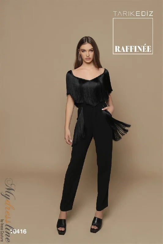 Formal dresses with geometric patterns and metallic accents for a modern formal affairTarik Ediz 10416 Formal dresses with geometric patterns and metallic accents for a modern formal affairTarik Ediz 10416