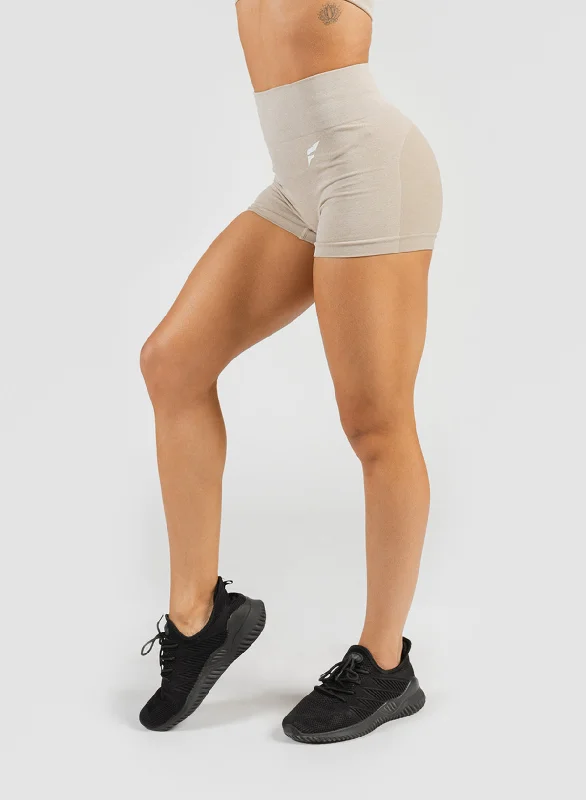 Leather Look Women Shorts for an Edgy and Chic StyleSEAMLESS COMPRESSION SHORTS - SAND Leather Look Women Shorts for an Edgy and Chic StyleSEAMLESS COMPRESSION SHORTS - SAND