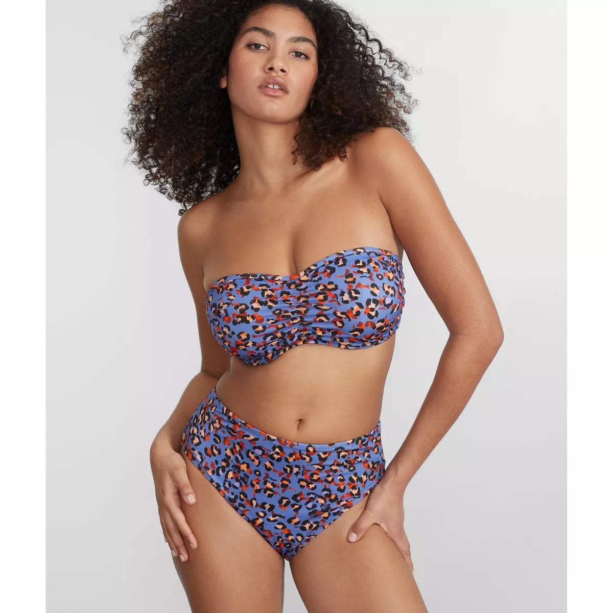 Convertible bikini that can be worn in multiple styles for versatilitySantiago Night Underwire Bandeau Bikini Top In Leopard Convertible bikini that can be worn in multiple styles for versatilitySantiago Night Underwire Bandeau Bikini Top In Leopard